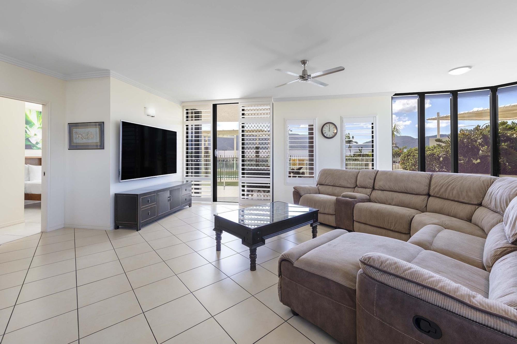 Piermonde Apartments Cairns Exteriör bild