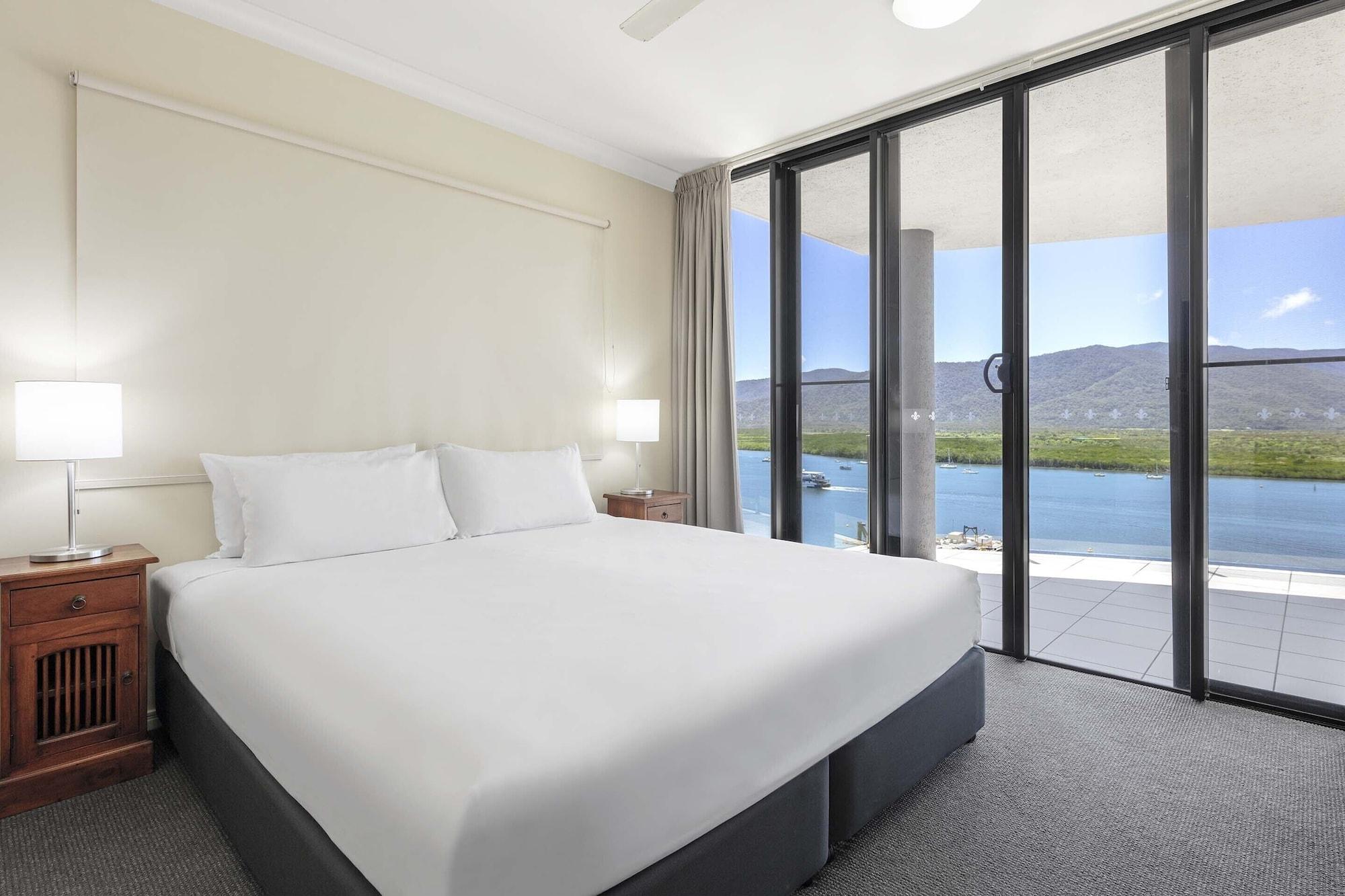 Piermonde Apartments Cairns Exteriör bild