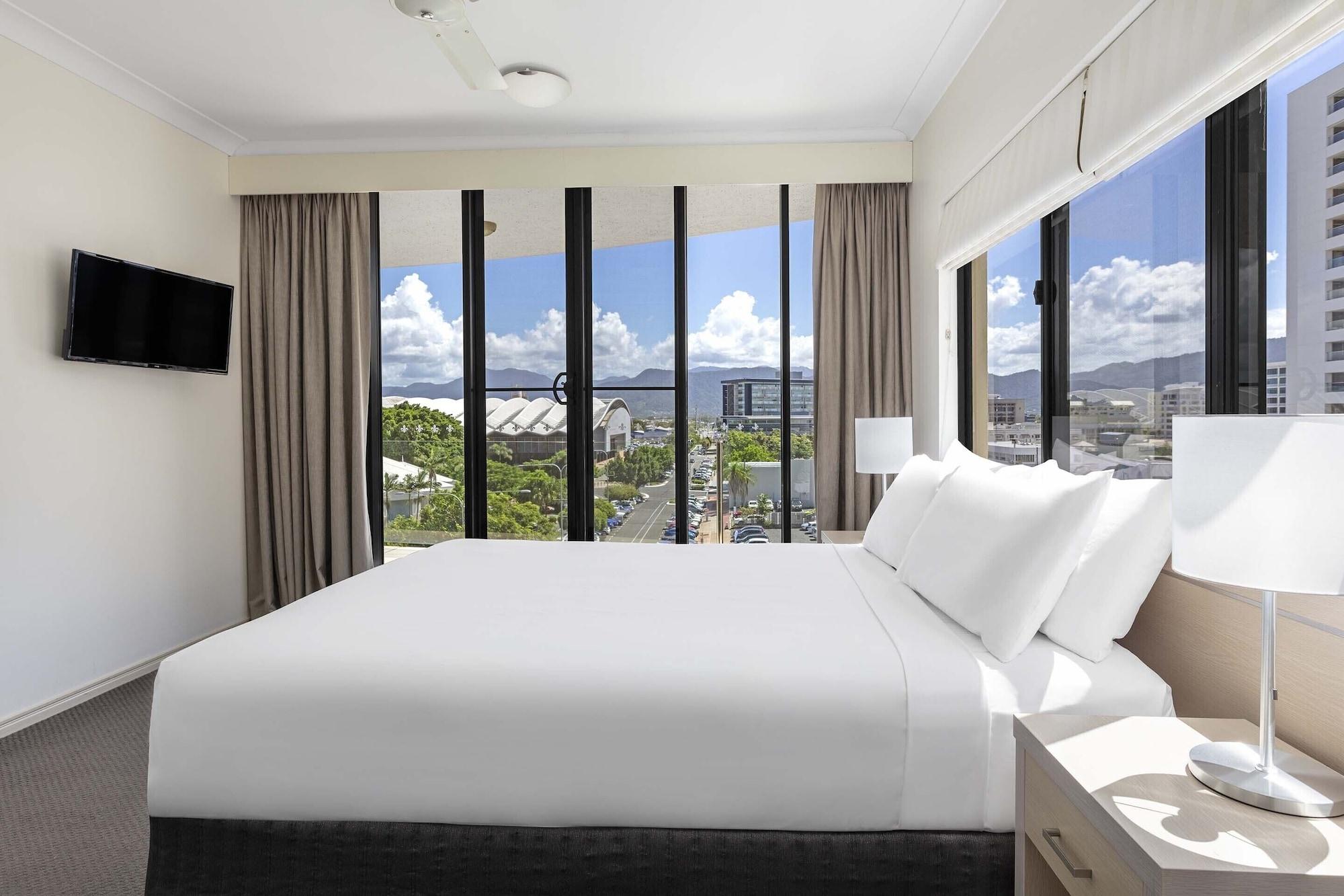 Piermonde Apartments Cairns Exteriör bild