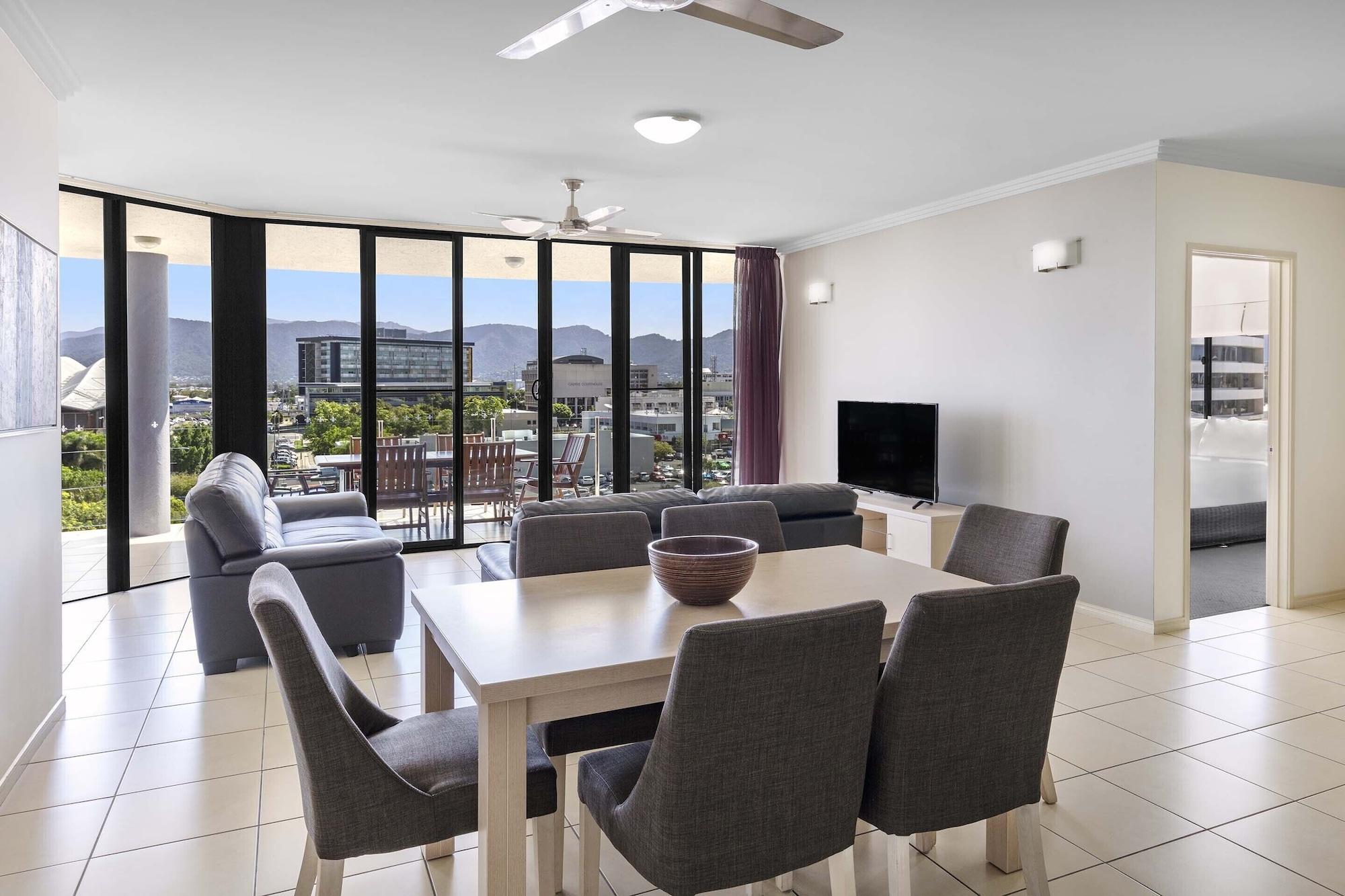 Piermonde Apartments Cairns Exteriör bild