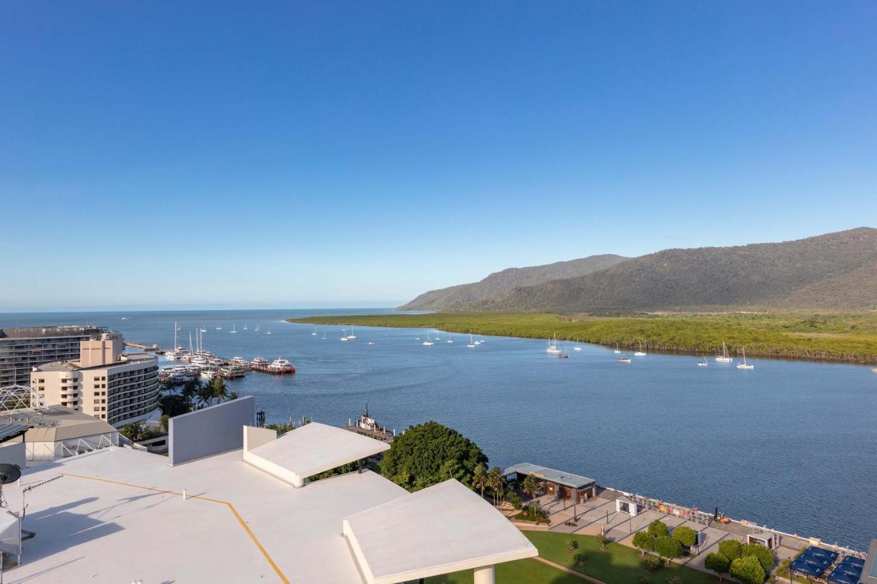 Piermonde Apartments Cairns Exteriör bild