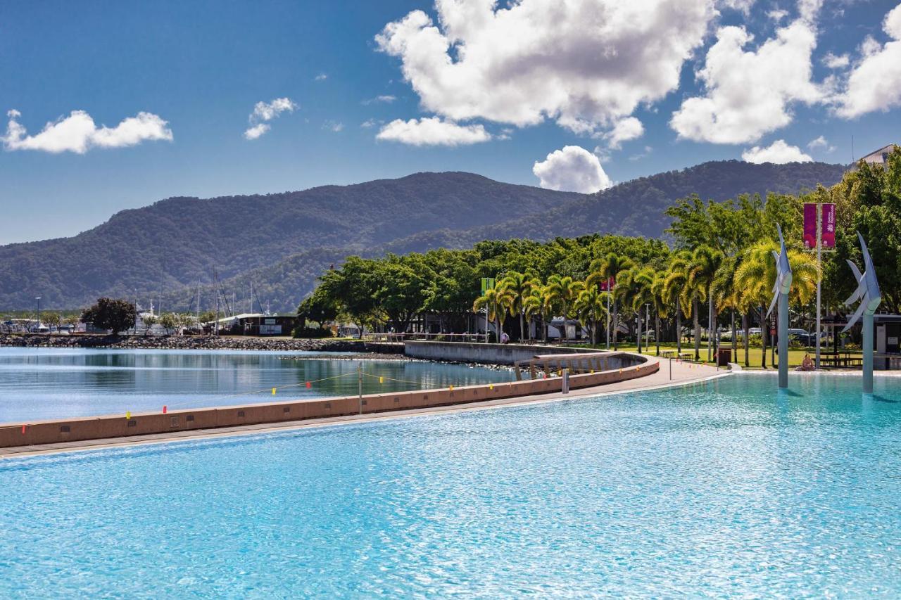 Piermonde Apartments Cairns Exteriör bild
